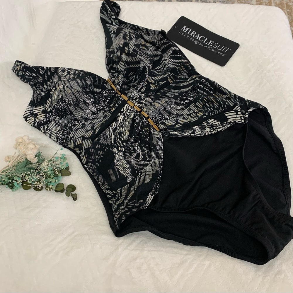 NWT MIRACLESUIT Monteverde Charmer One Piece Swimsuit - Picture 9 of 16